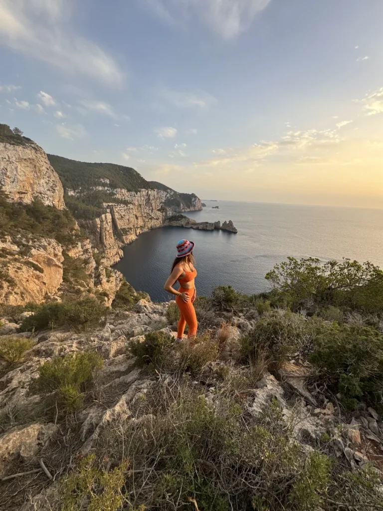 Fjord Hike Station — photo 4