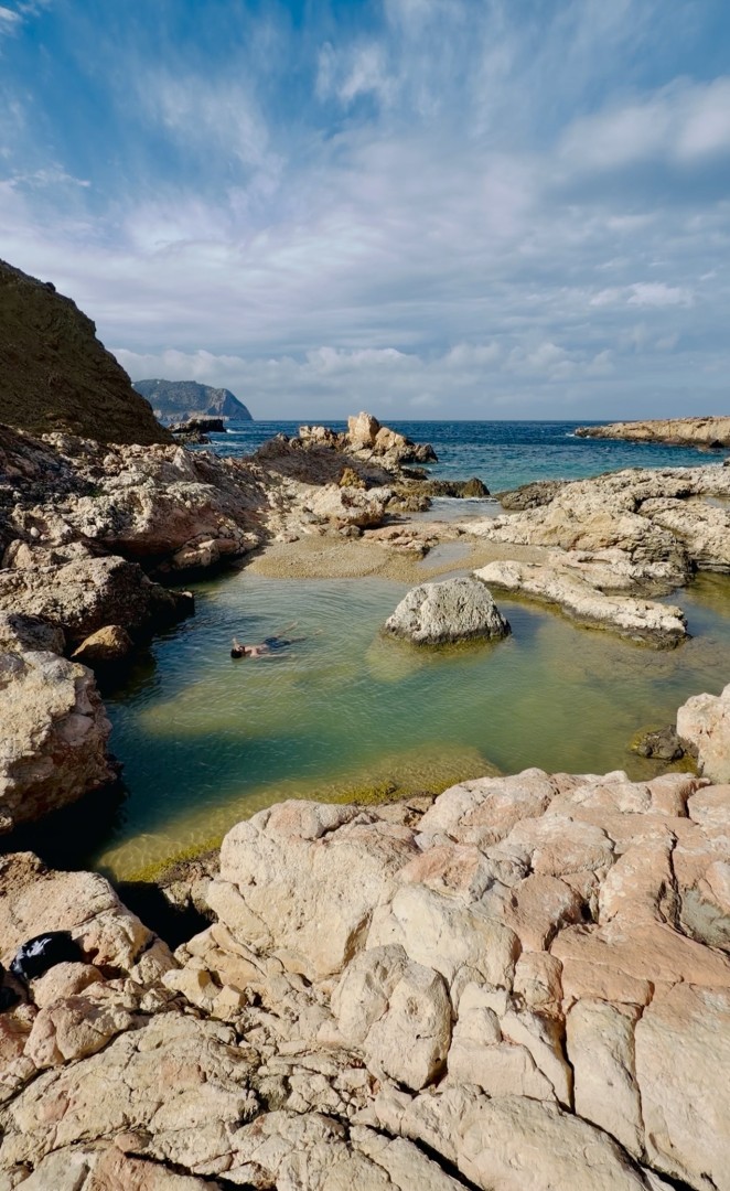 Moon Hike Station — main photo