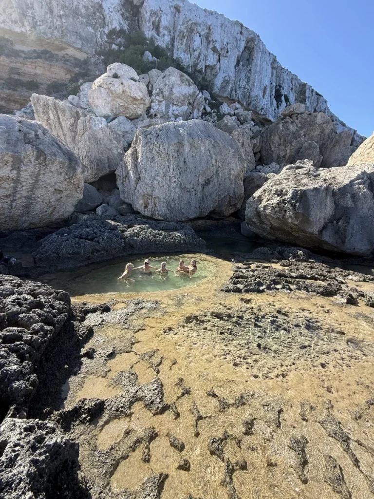 Natural Pools Hike Station — photo 6