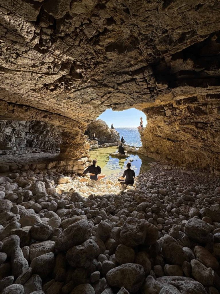 Nobu Hike Station — photo 2