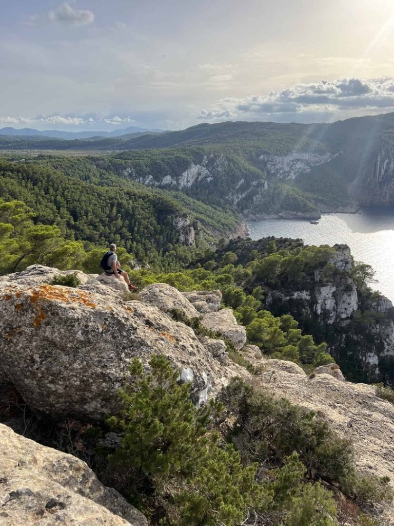 Quelona Hike Station — photo 3